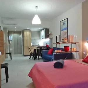 https://il-piccolo-loft.hotelitalianriviera.com